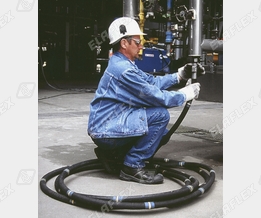 Connection UTS hose assembly