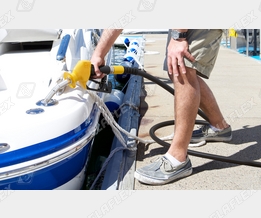 Boat refuelling Australia