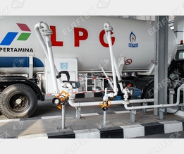 Flüssiggas Tankwagenbeladung mit MannTek DGC Trockenkupplungen