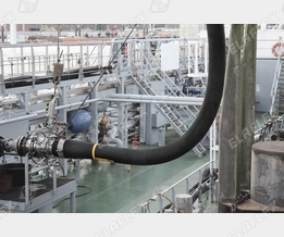 SBS 250 - marine cargo hoses with built-in nipples
