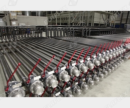 Lube oil plant: manifold with DDC-V Dry Disconnect Couplings